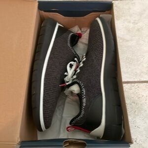 NIB Men’s Cole Haan ZeroGrand Shoes. 8.5